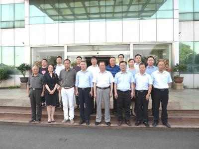 J9国际站登录涂料缪国元董事长出席江苏省涂料行业协会三届二次常务理事会